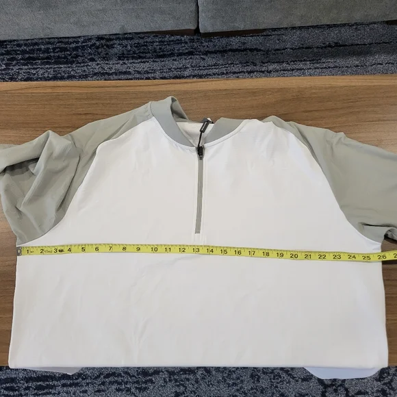 Michel Rouen Men's Performance White and Gray Quarter-Zip Pullover Size XL - Picture 5 of 10